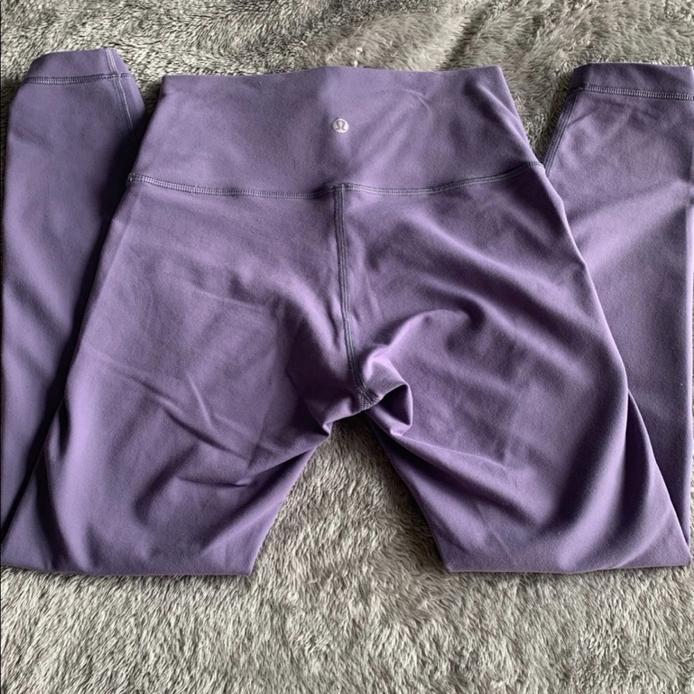 NWOT Lululemon Wunder Under High Rise 25” - size 6